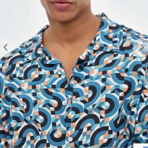 INSIDE. Men’s Short Sleeve Button Down Shirt. Stylish & Modern. Colorful…